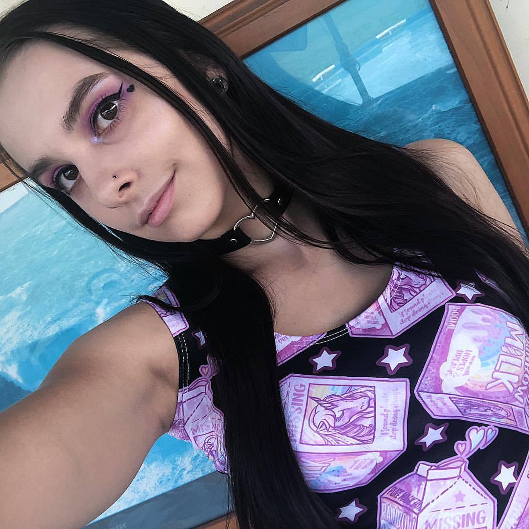 Unicorn Milk Box Sleeveless Crop - Black