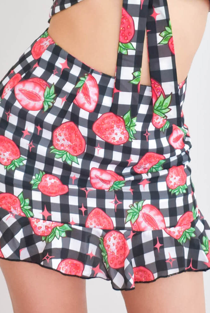 Strawberry Chiffon Mini Skirt - Black 🍓
