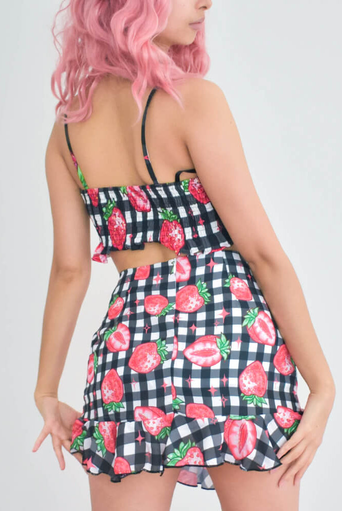 Strawberry Chiffon Mini Skirt - Black 🍓
