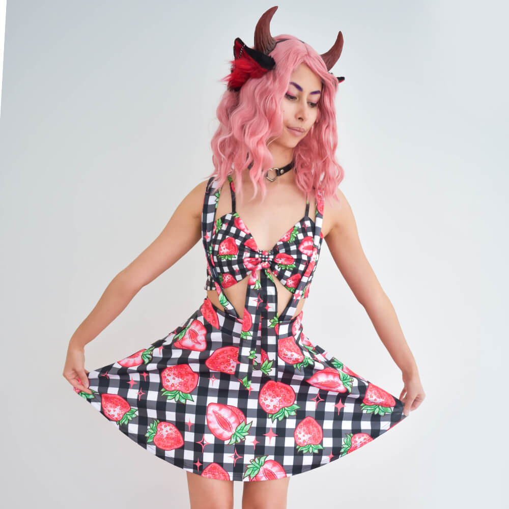 Strawberry Suspender Skirt - Black 🍓