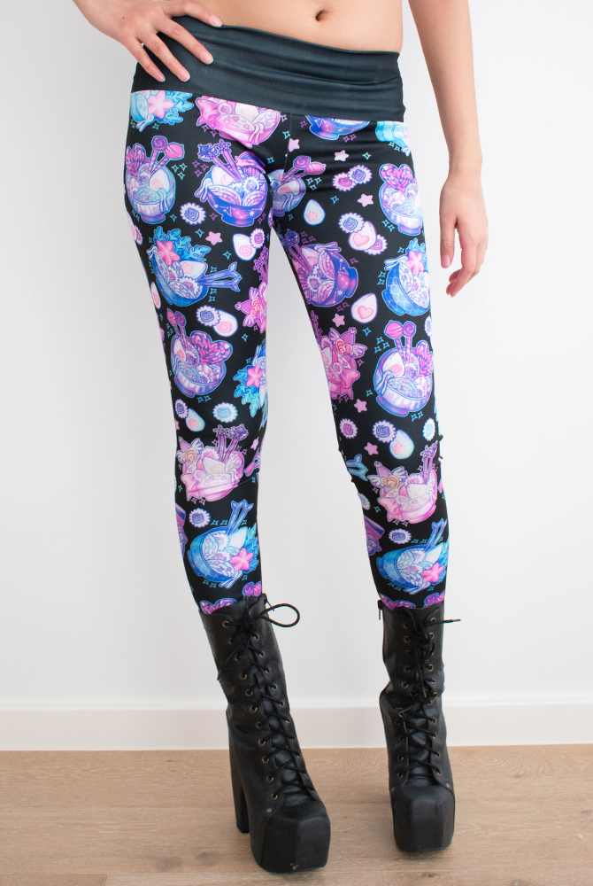 Aesthetic Ramen Leggings 🍜