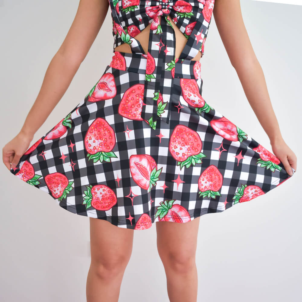 Strawberry Suspender Skirt - Black 🍓